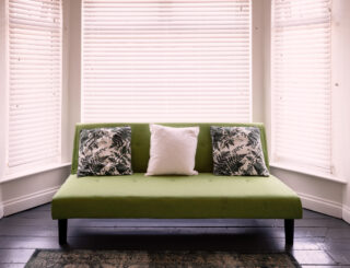 Store isolant thermique pour baie vitrée : la solution pour une isolation optimale