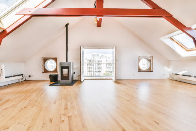 Isoler des combles : quel prix pour votre projet  de rénovation ?