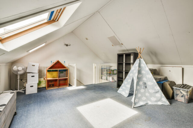 Prix d’isolation pour des combles de 50 m² : tout savoir pour réduire les coûts