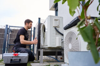 Installateur de pompe à chaleur : guide pour trouver un professionnel qualifié